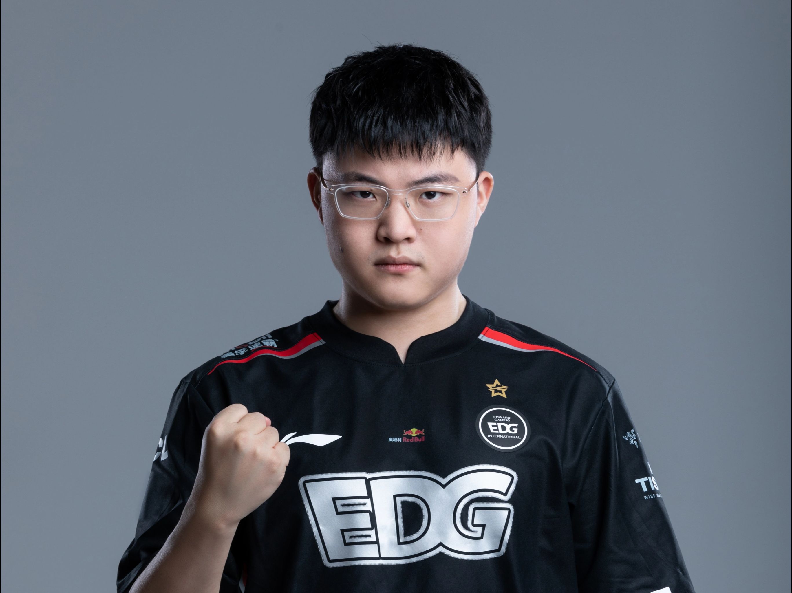 Uzi重要时刻夺冠，切尔西带队取胜！气势如虹延续的简单介绍-九游体育官网